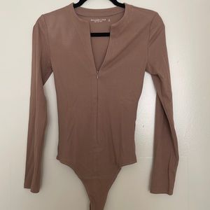 Abercrombie & Fitch long sleeve bodysuit.